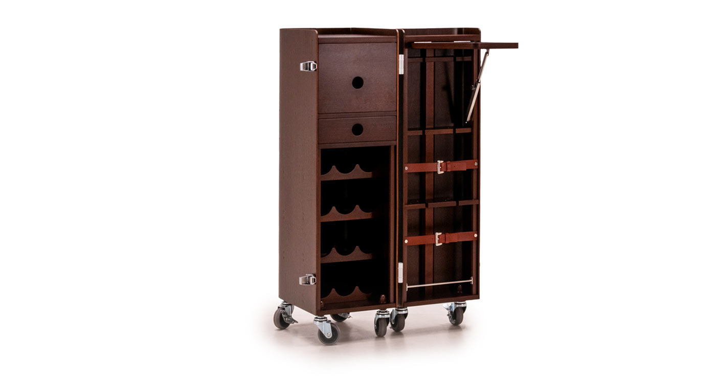 trunk series close