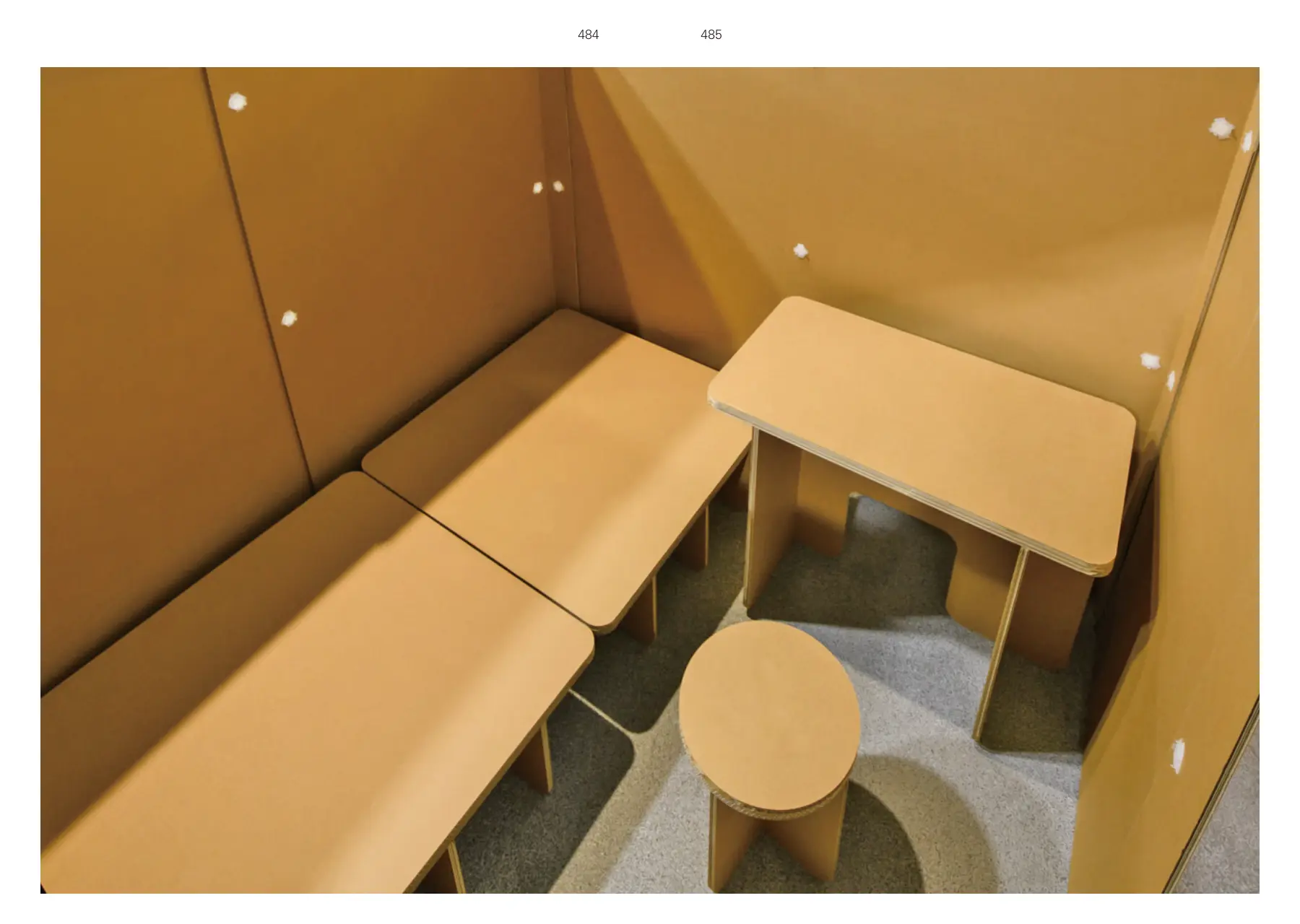 Reinforced Cardboard Shelter p.484–485