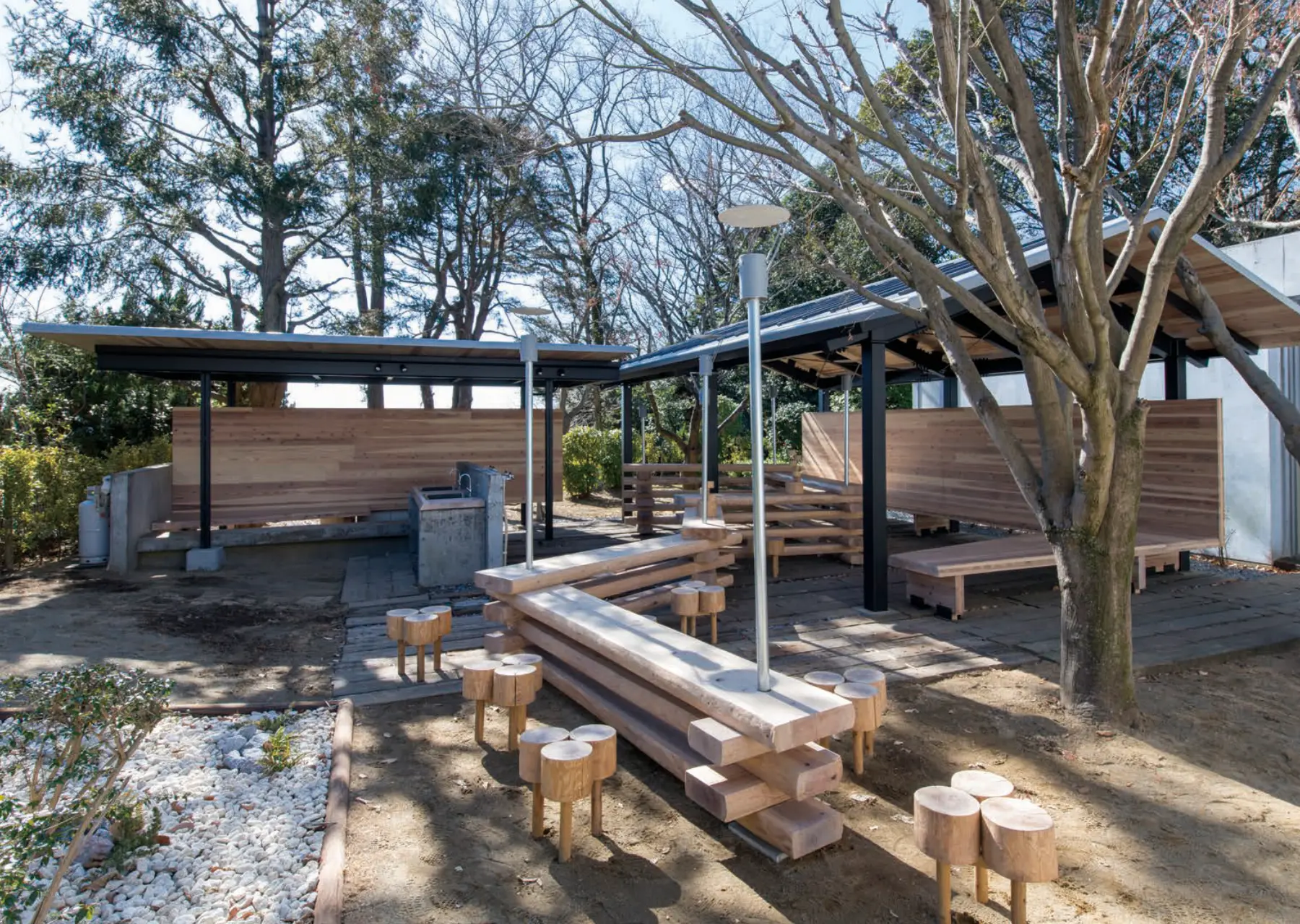 CLT: Terrace on the Hill, Shofusha Seminar House, Kogakuin University Hachioji p.556–557